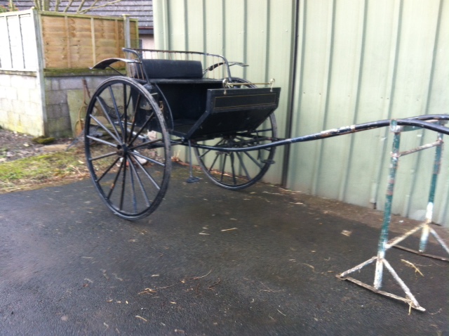 Spindle Back carriage