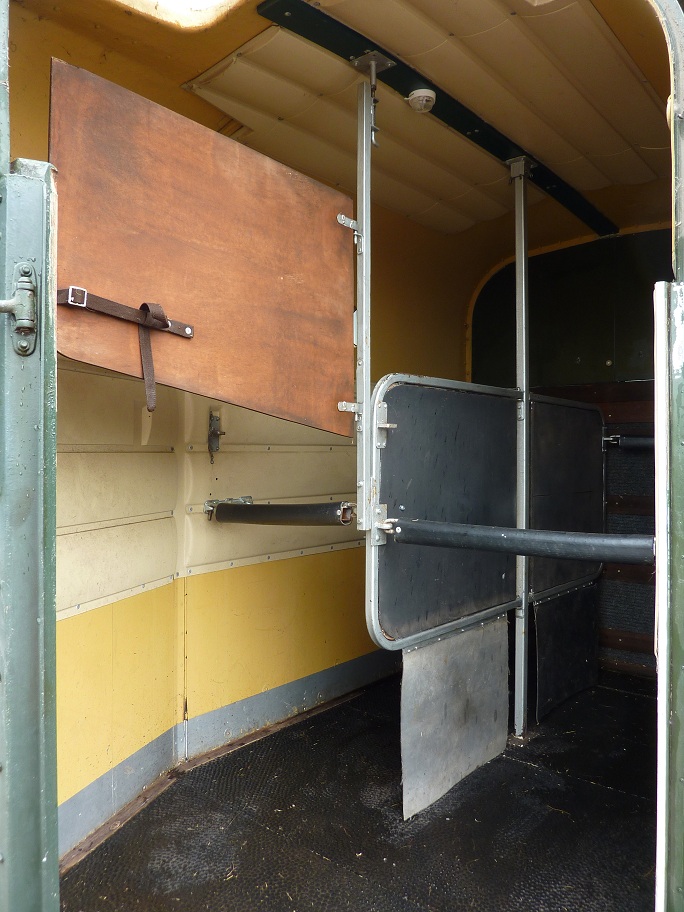 Inside Beaufort Double 76